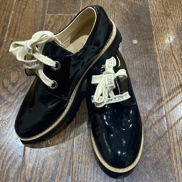 Zara big girls shoe worn not more than ones US size 4 Europe size 36 - Picture 1 of 3